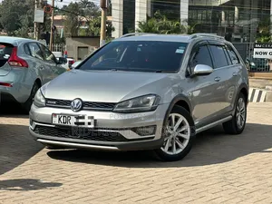Volkswagen Golf 2016 Silver
