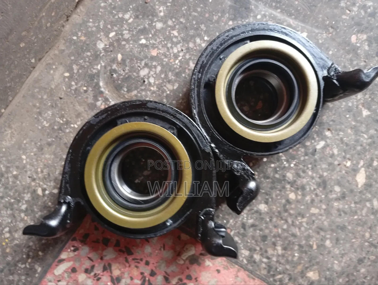 Centre Rubber
