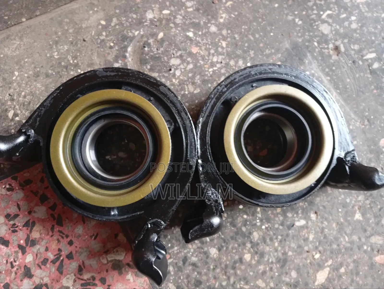 Centre Rubber
