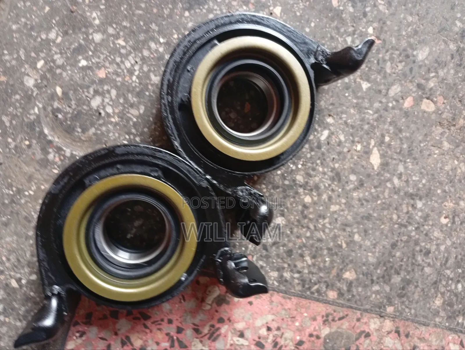 Centre Rubber
