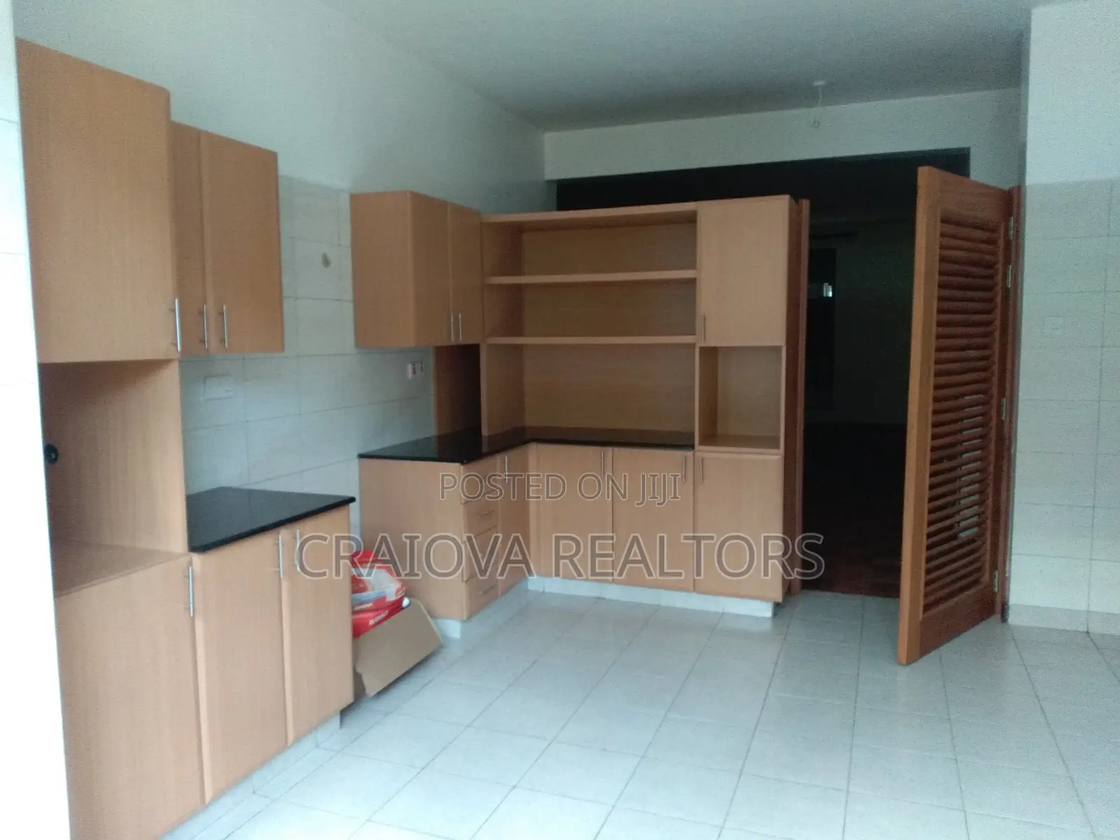 4bdrm Duplex in Valley Arcade for rent