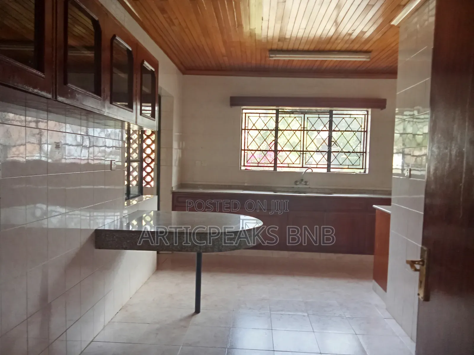 3bdrm Apartment in Brookside Court,, Spring Valley for rent