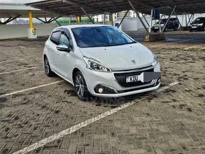 Peugeot 208 2018 White