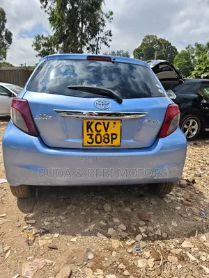 Toyota Vitz 2012 Blue