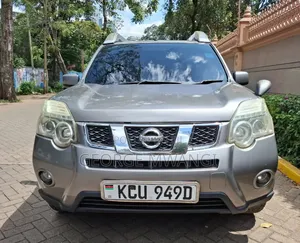 Nissan X-Trail 2012 Gray