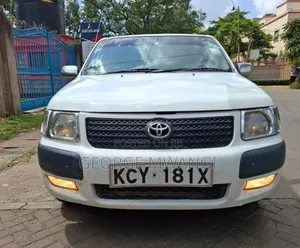 Toyota Succeed SV Premium 2014 White