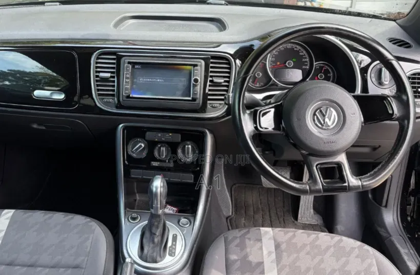 Volkswagen Beetle 2019 White