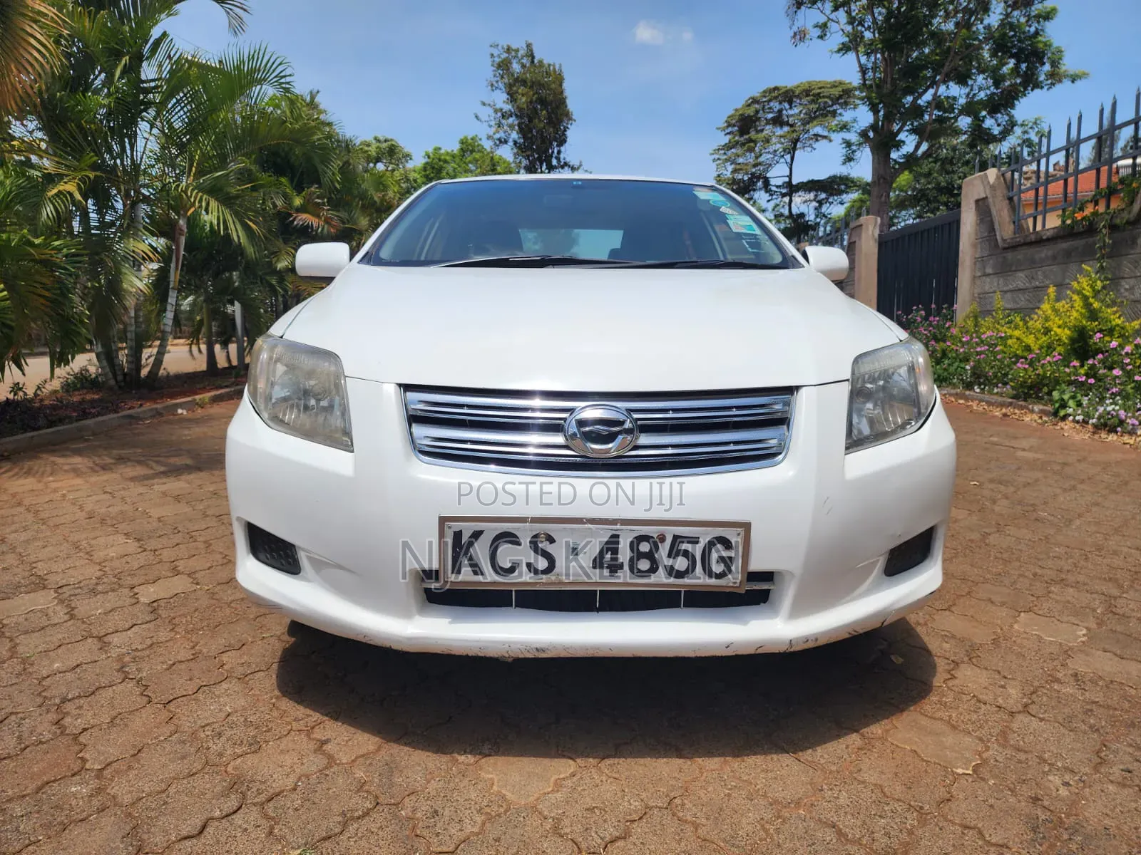 Toyota Axio 2011 White