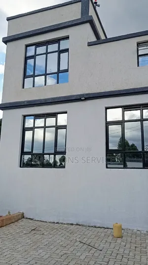 3bdrm Maisonette in No Nane, Gachie for sale