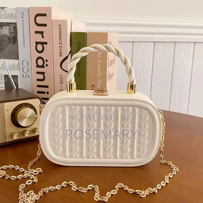 Box Bag Sling