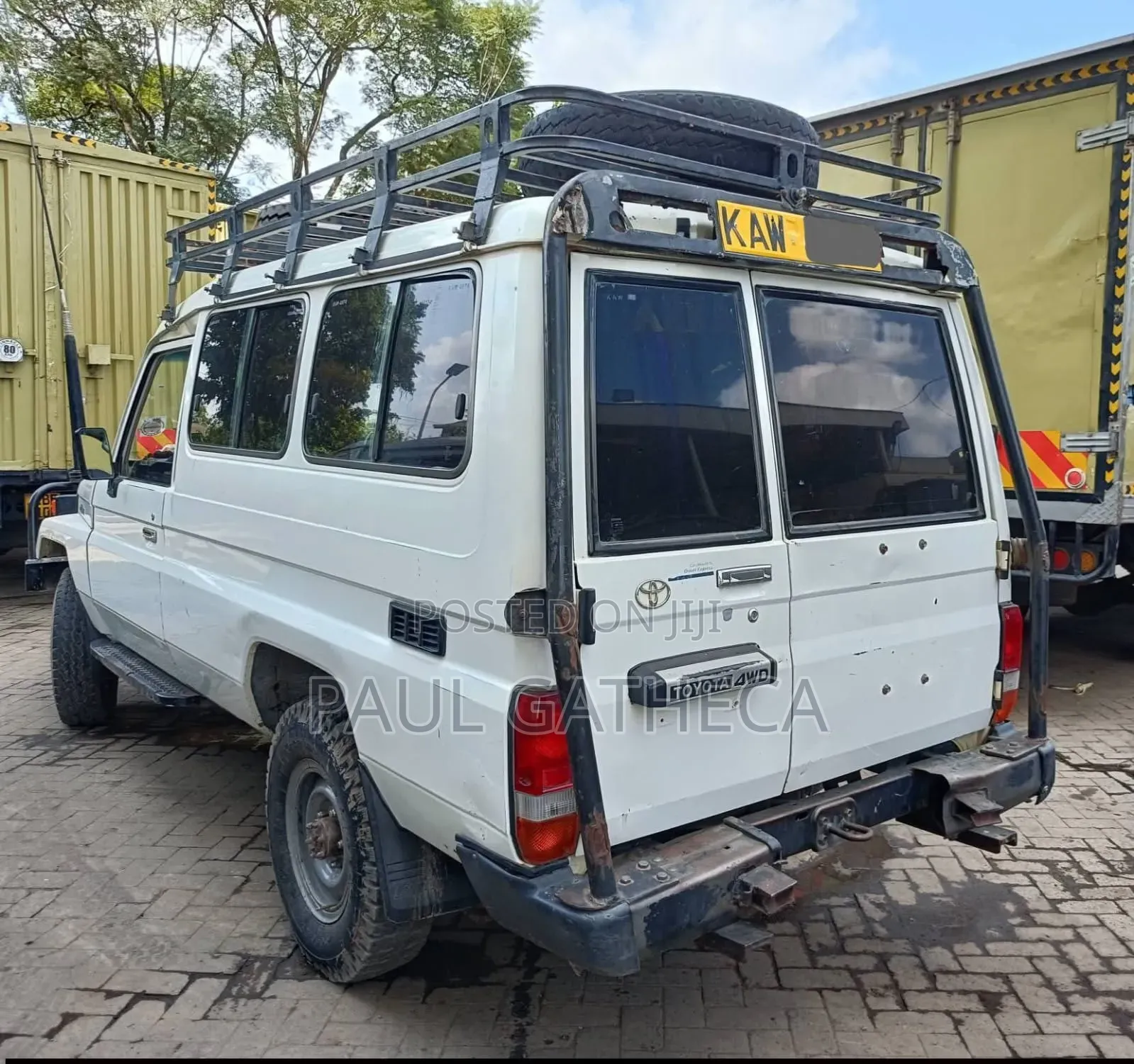 Toyota Land Cruiser 2006 White