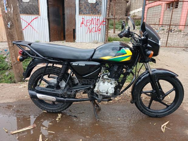 Bajaj Boxer 150 UG 2024 Black