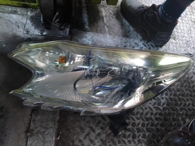Nissan Note 2012 Head Light