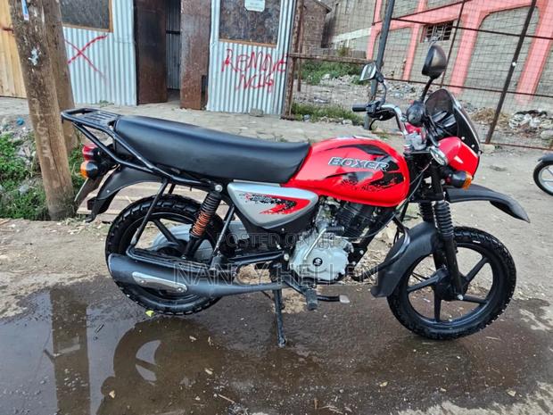 Bajaj Boxer 150 UG 2025 Red - thumbnail 4