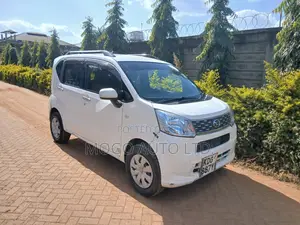 Daihatsu Move 2015 White