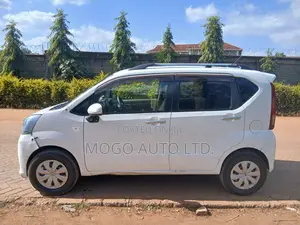Daihatsu Move 2015 White
