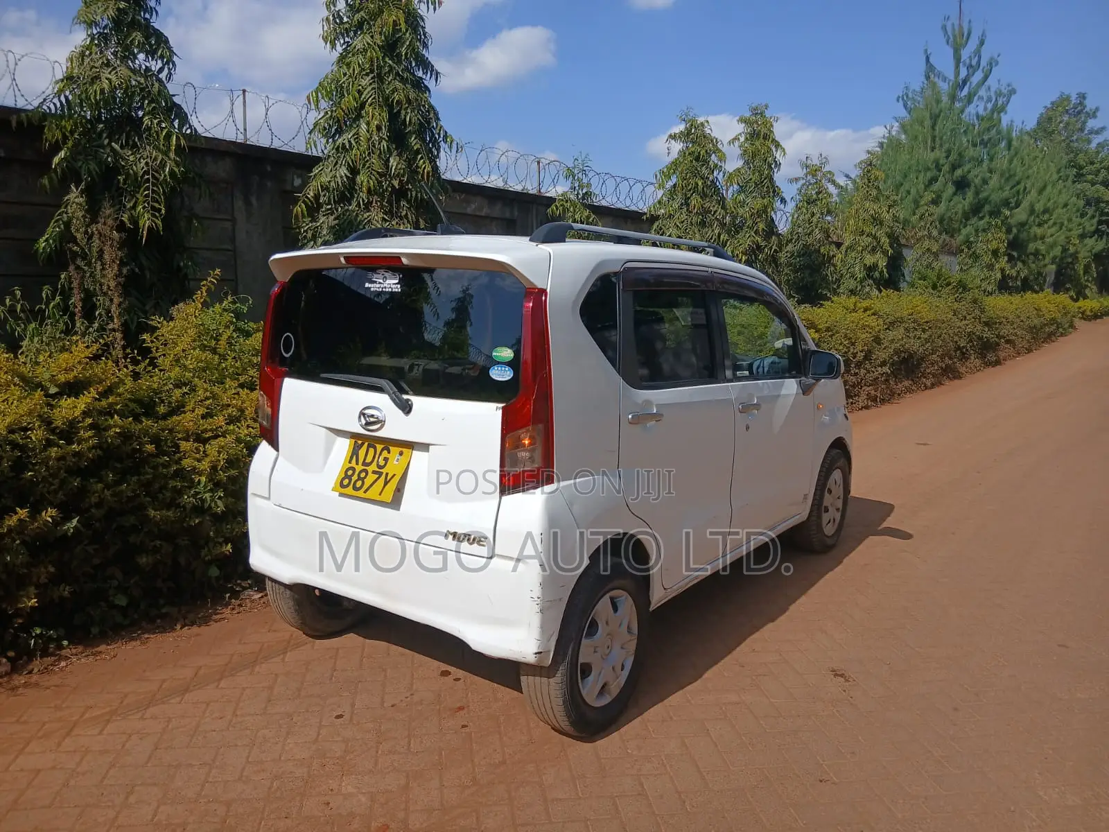 Daihatsu Move 2015 White