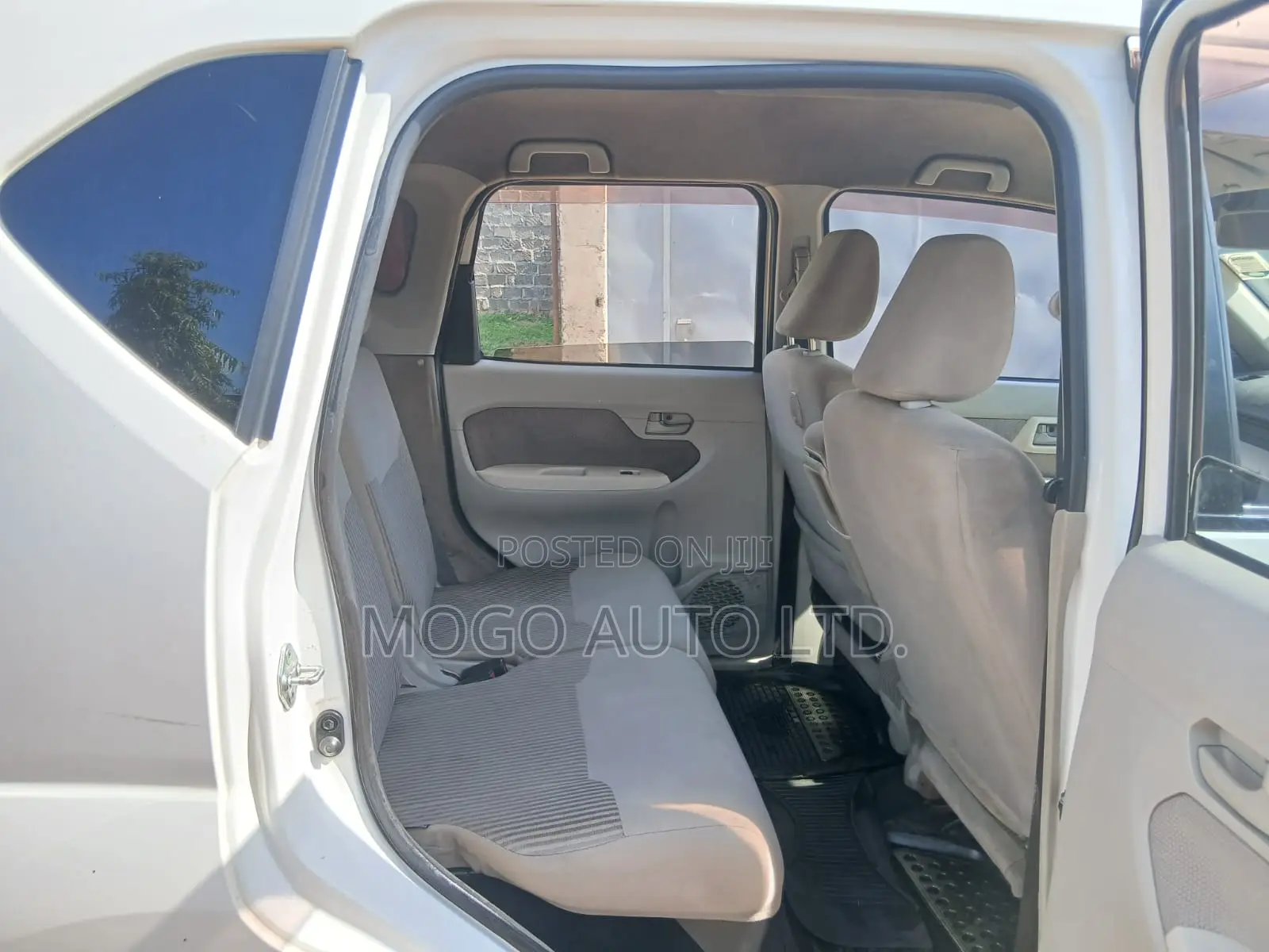 Daihatsu Move 2015 White