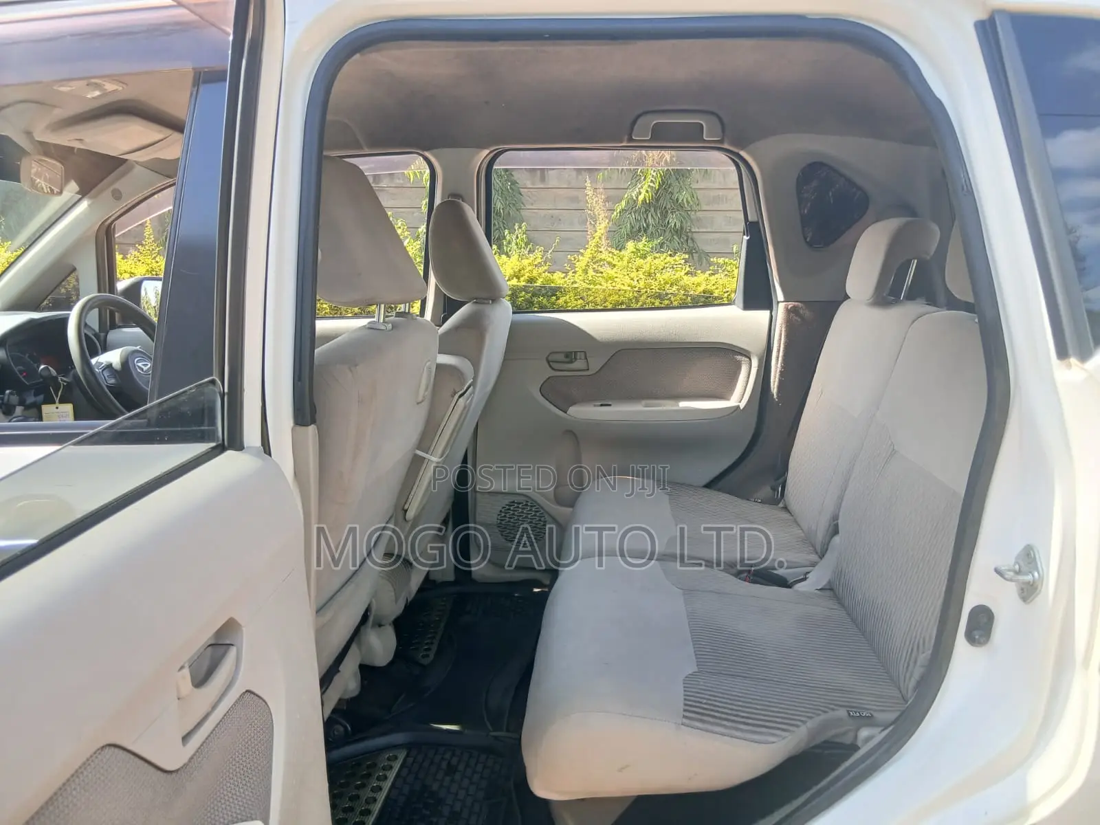 Daihatsu Move 2015 White