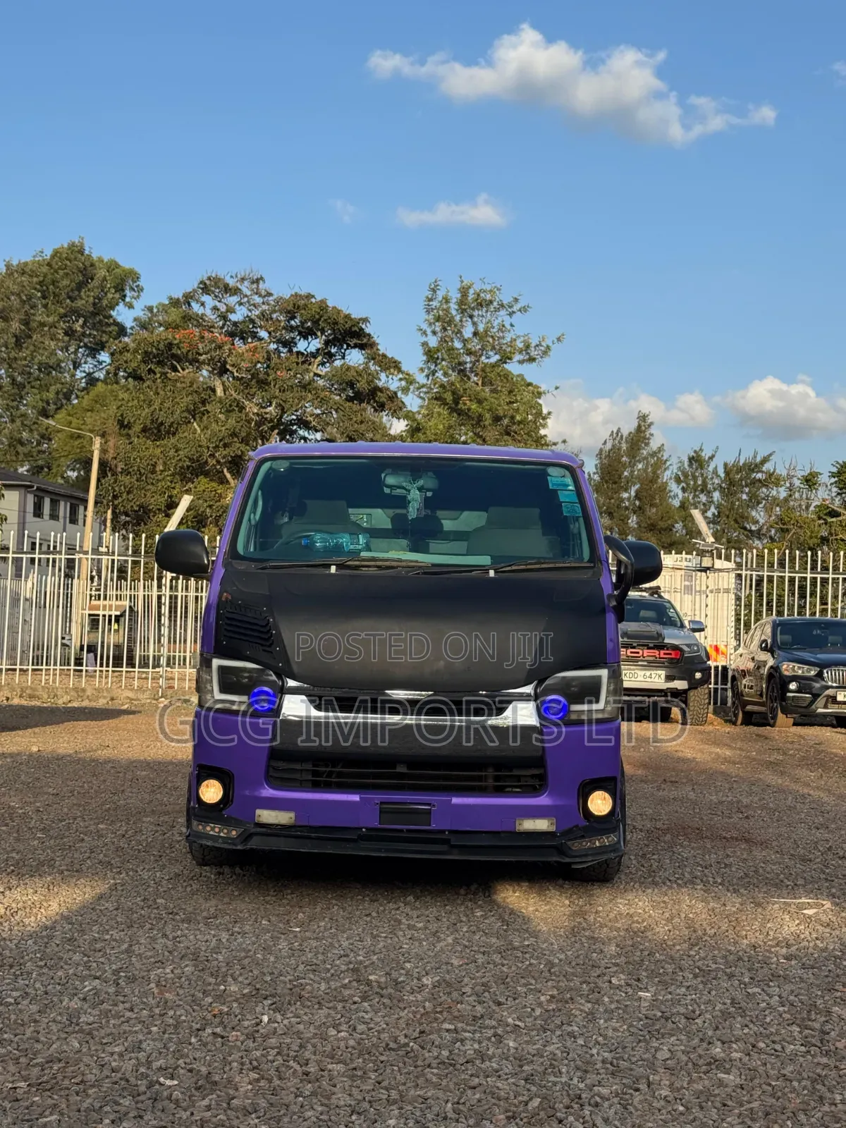 Toyota HiAce 2016