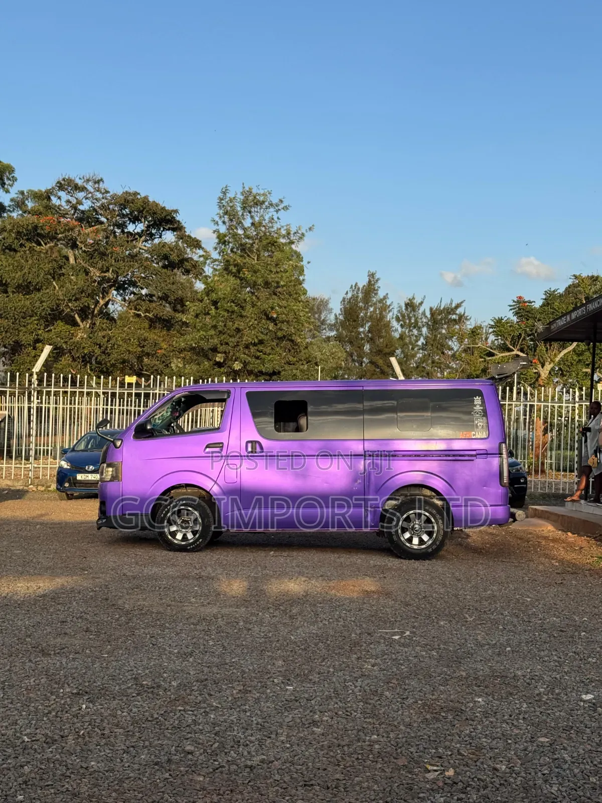 Toyota HiAce 2016