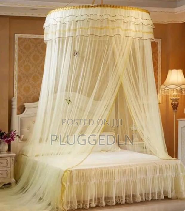 Queen Size Round Mosquito Nets* - thumbnail 2
