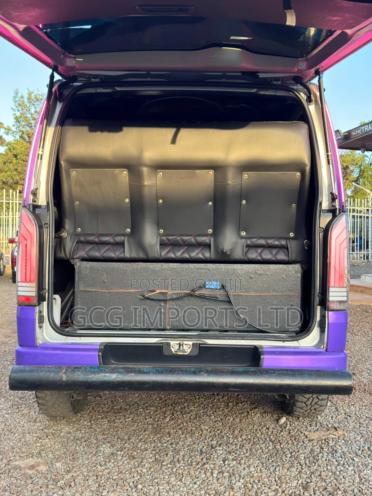 Toyota HiAce 2016