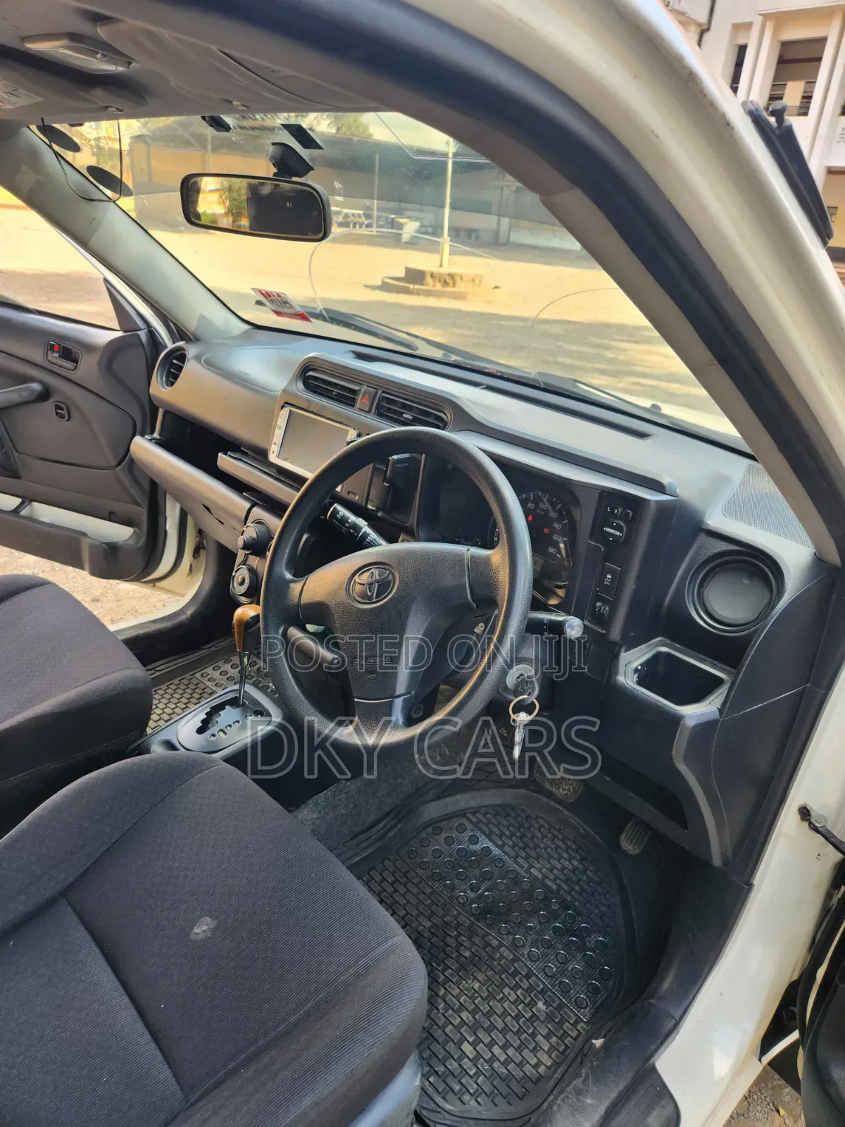 Toyota Probox 2015 Pearl