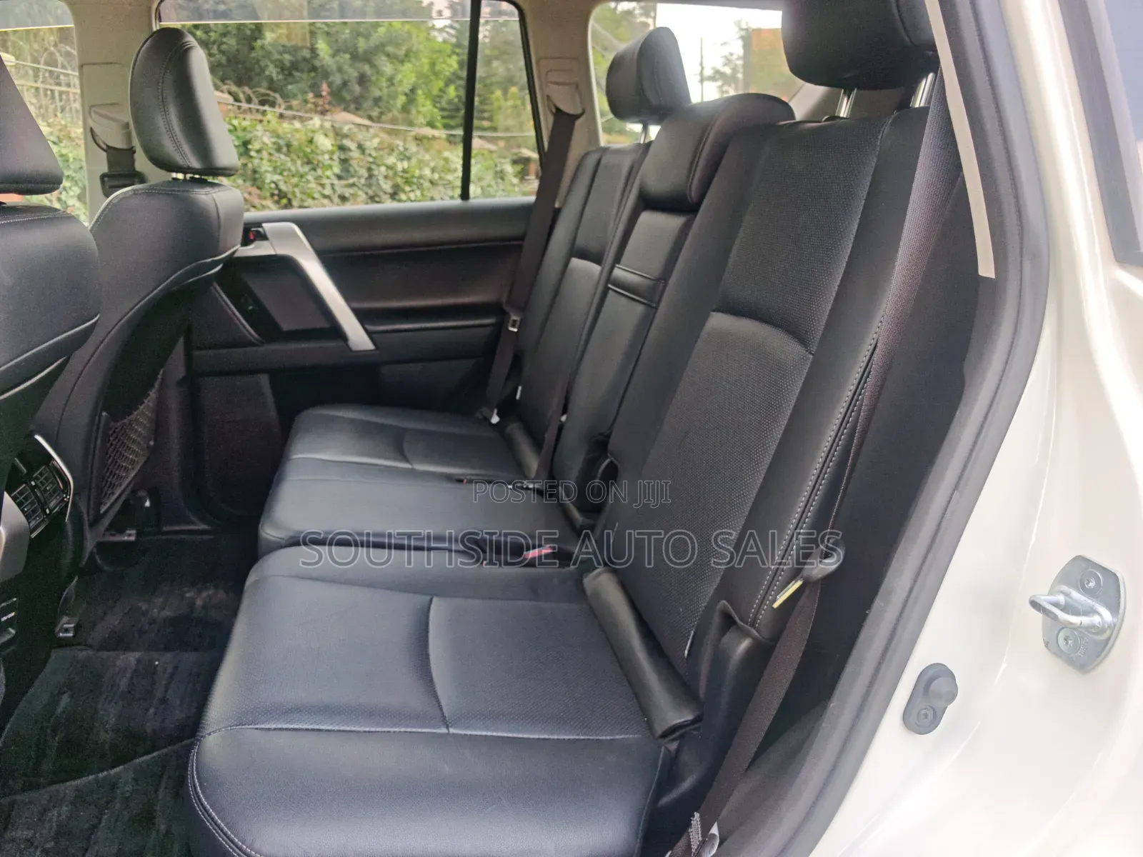 Toyota Land Cruiser Prado 2019 White