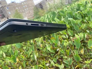 Laptop Lenovo 4GB Intel Celeron HDD 512GB