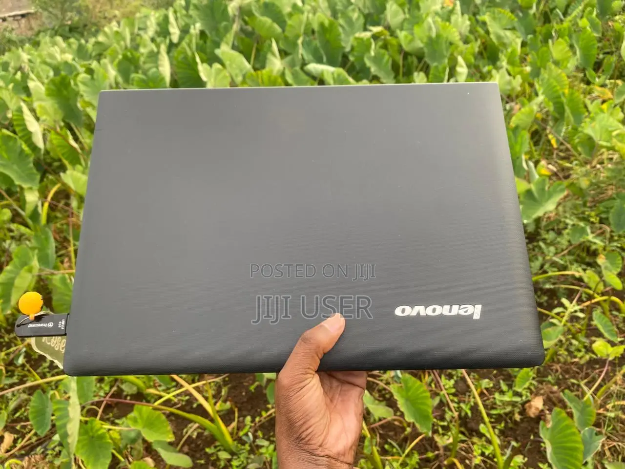 Laptop Lenovo 4GB Intel Celeron HDD 512GB