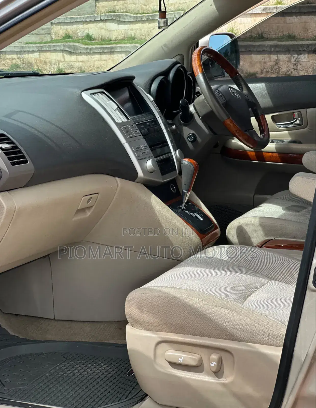 Toyota Harrier 2008 Gold