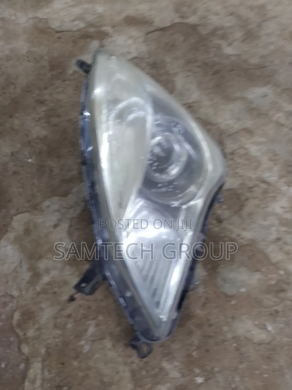 Suzuki Solio Headlights Available
