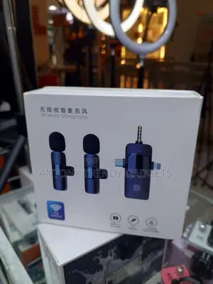 3 in 1 Wireless Lavalier Mic Set for Vlogging and Interviews