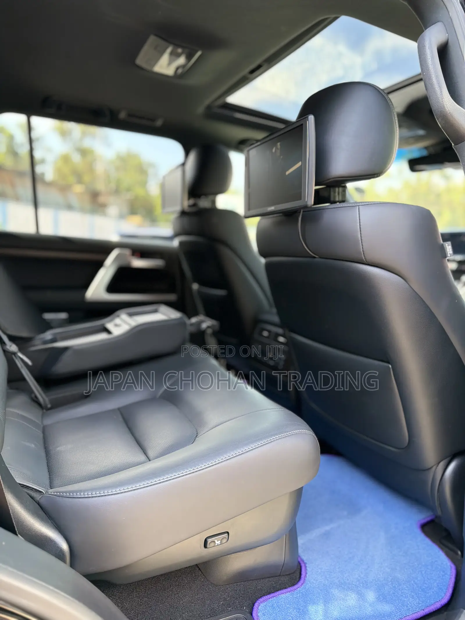 Toyota Land Cruiser 4.6 V8 ZX 2019 Black