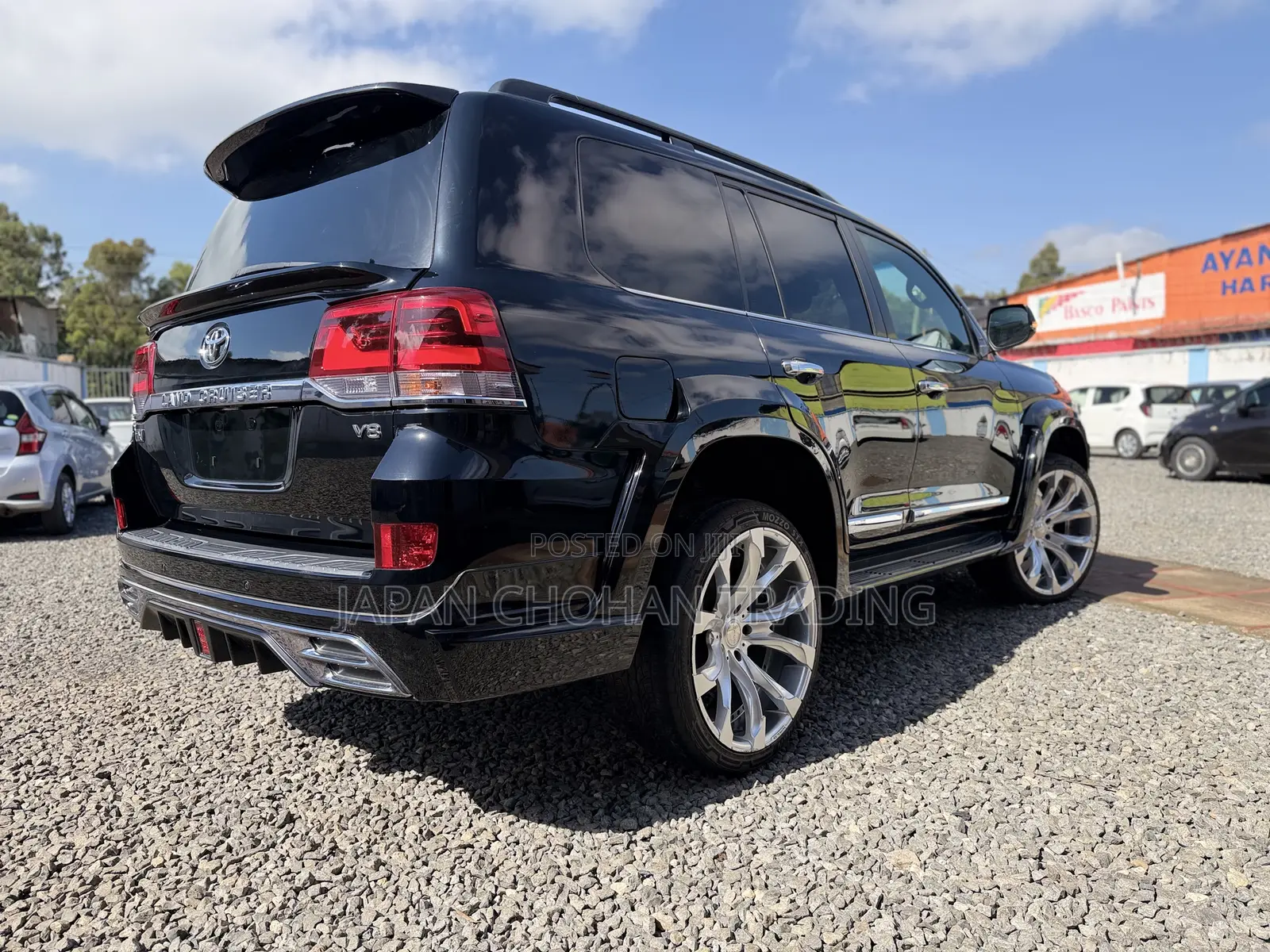Toyota Land Cruiser 4.6 V8 ZX 2019 Black