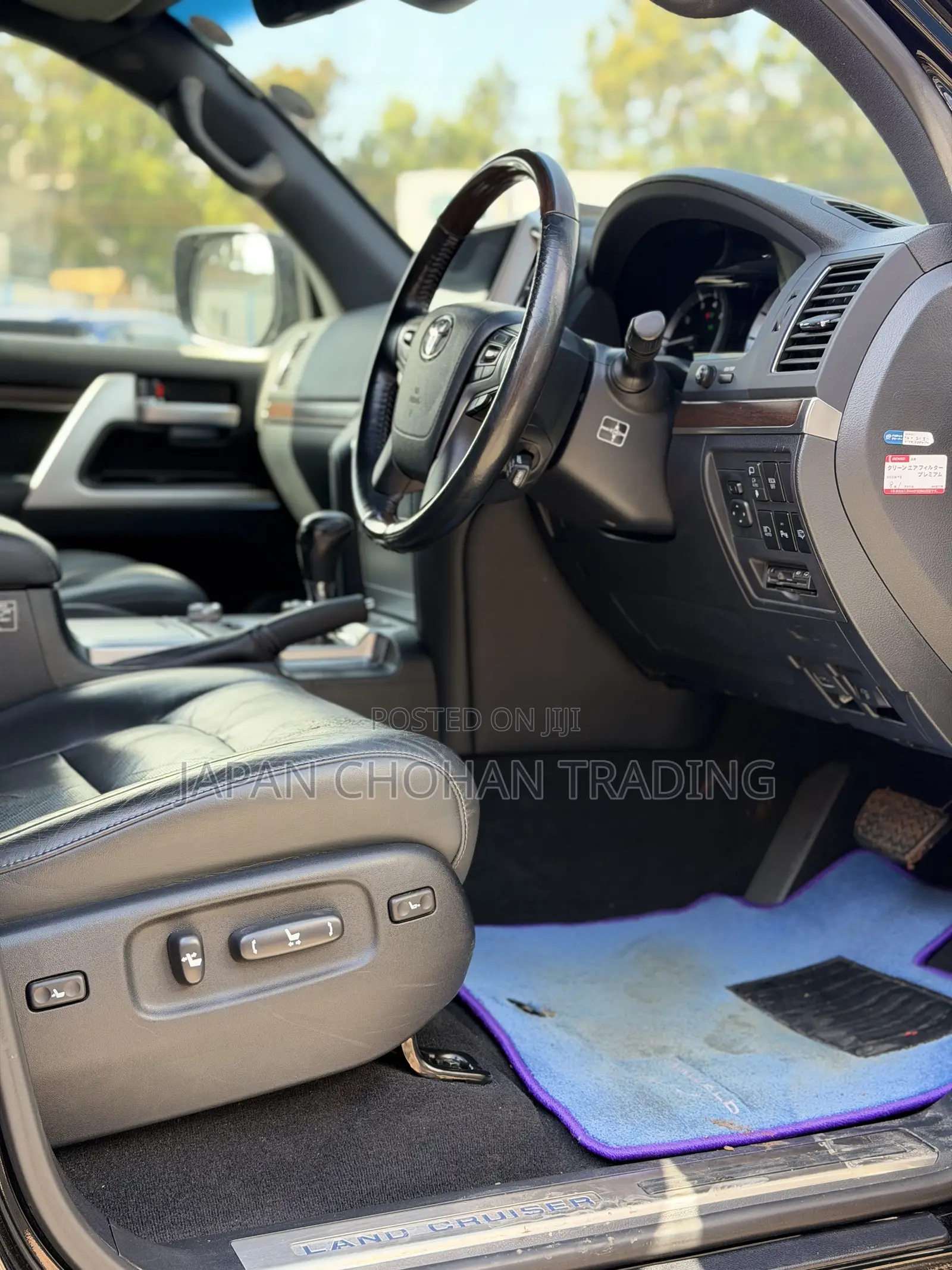 Toyota Land Cruiser 4.6 V8 ZX 2019 Black