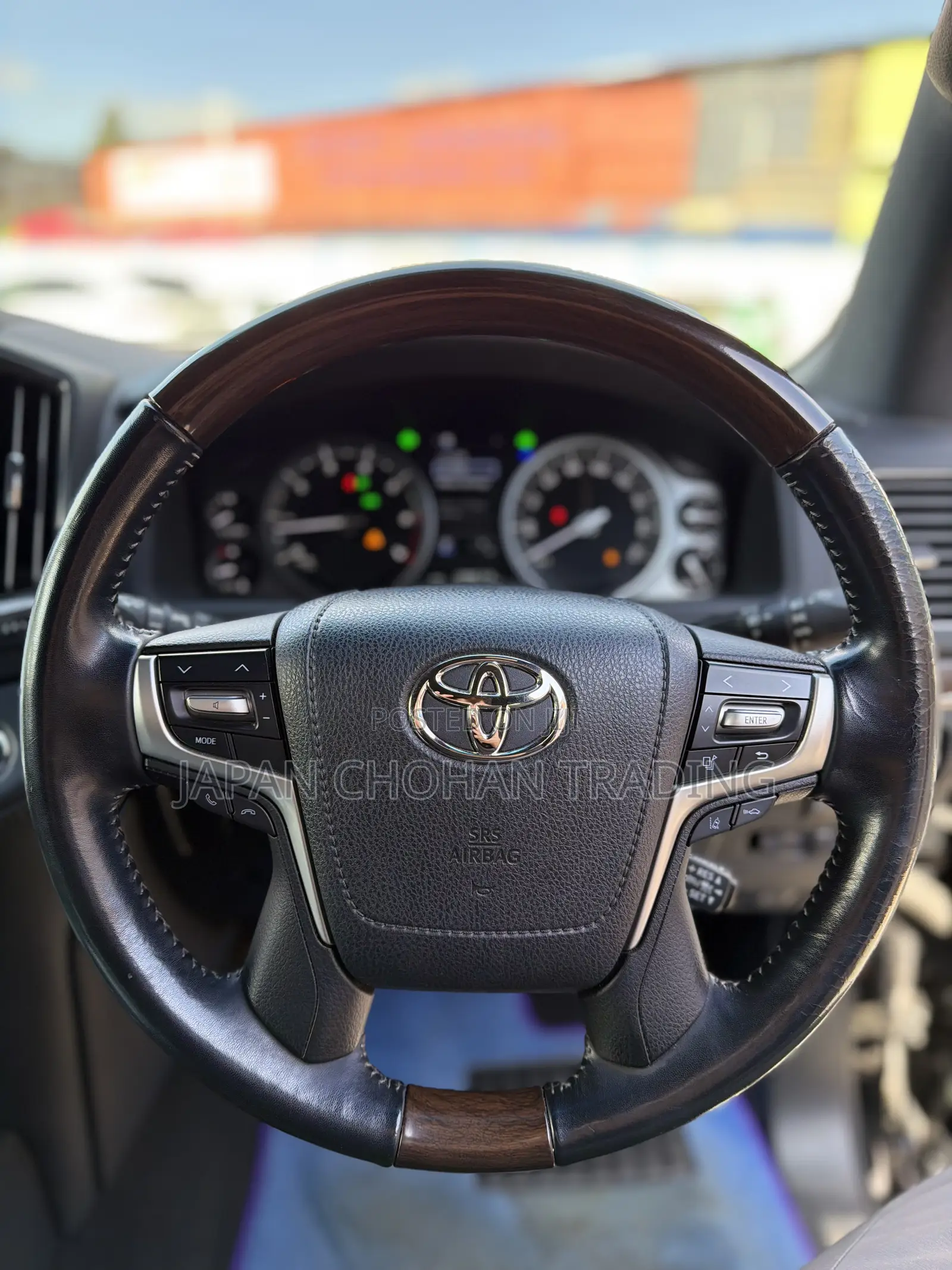 Toyota Land Cruiser 4.6 V8 ZX 2019 Black