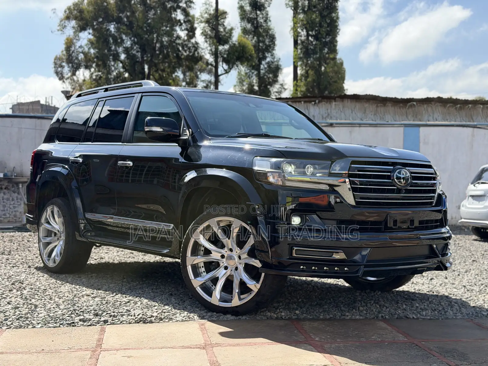 Toyota Land Cruiser 4.6 V8 ZX 2019 Black
