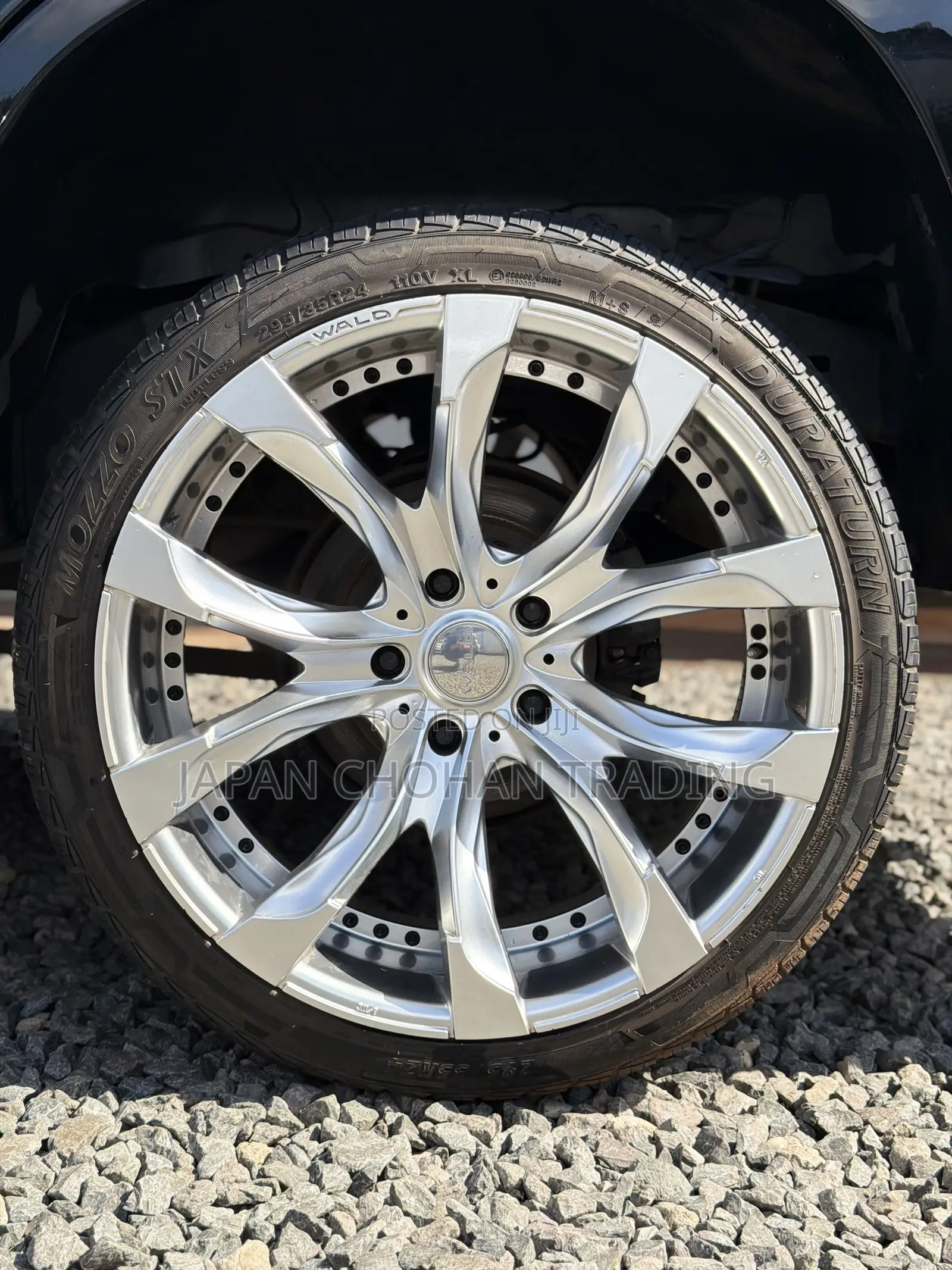 Toyota Land Cruiser 4.6 V8 ZX 2019 Black