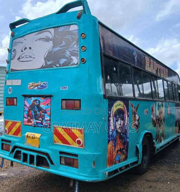 Isuzu NQR 2015 Blue - thumbnail 12