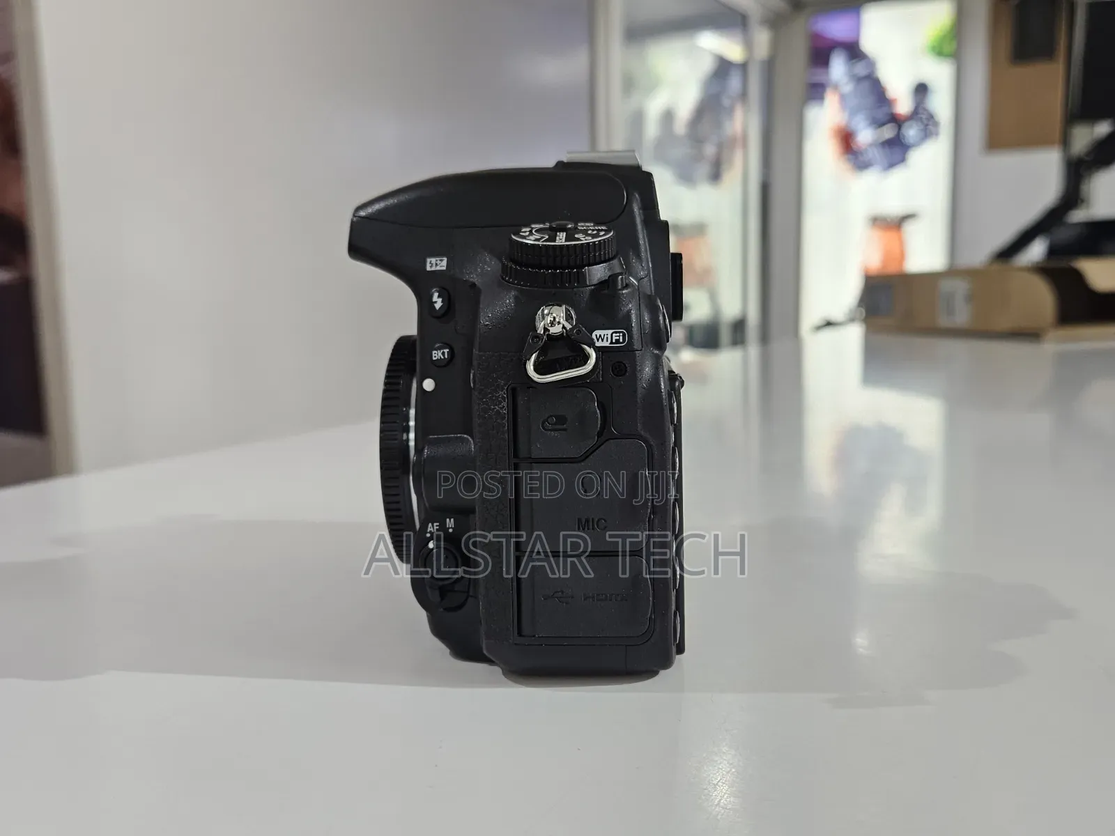 Nikon D7500 Body + Charger, Battery and Strap