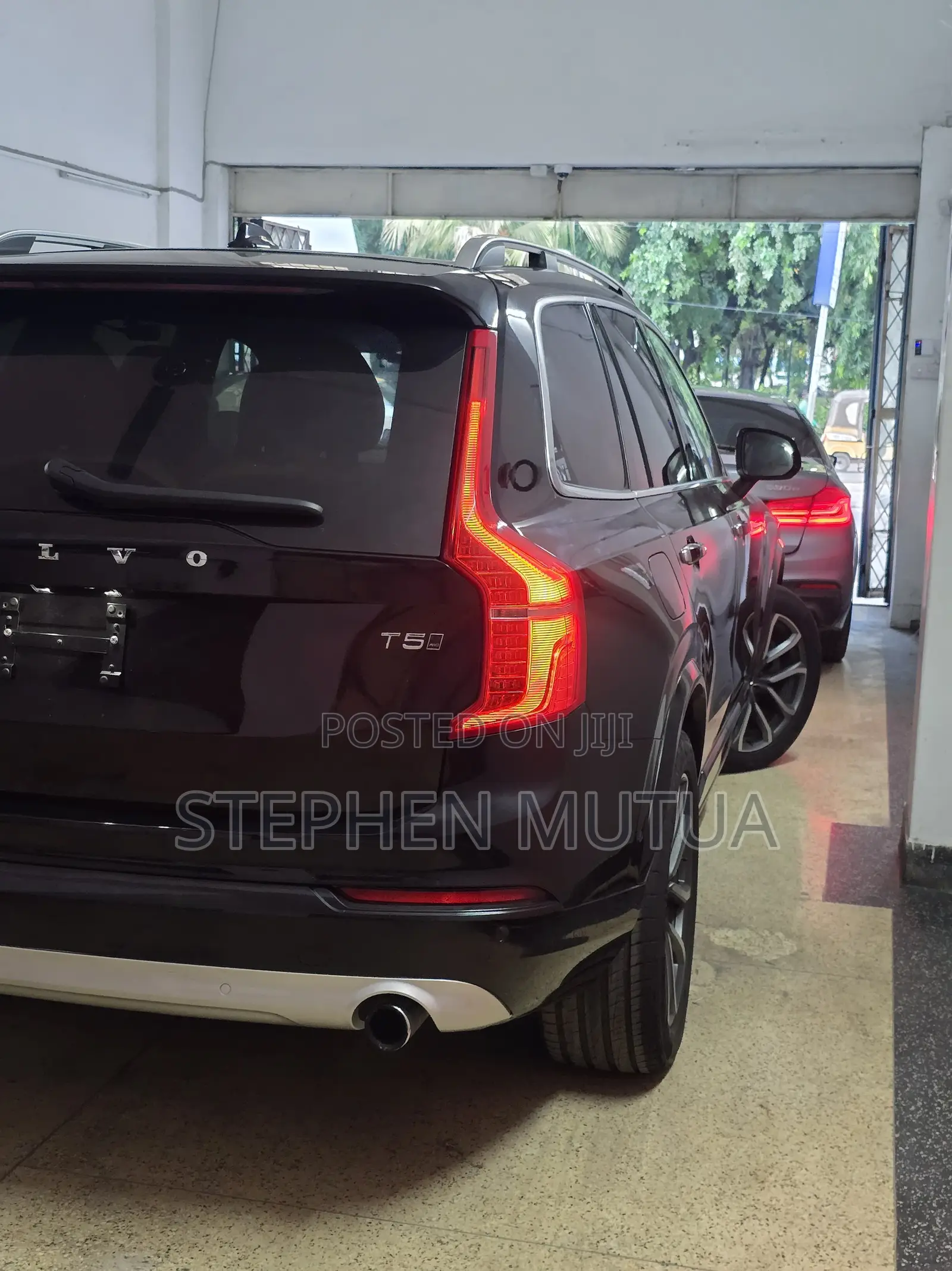 Volvo XC90 T5 Momentum AWD 2019 Black