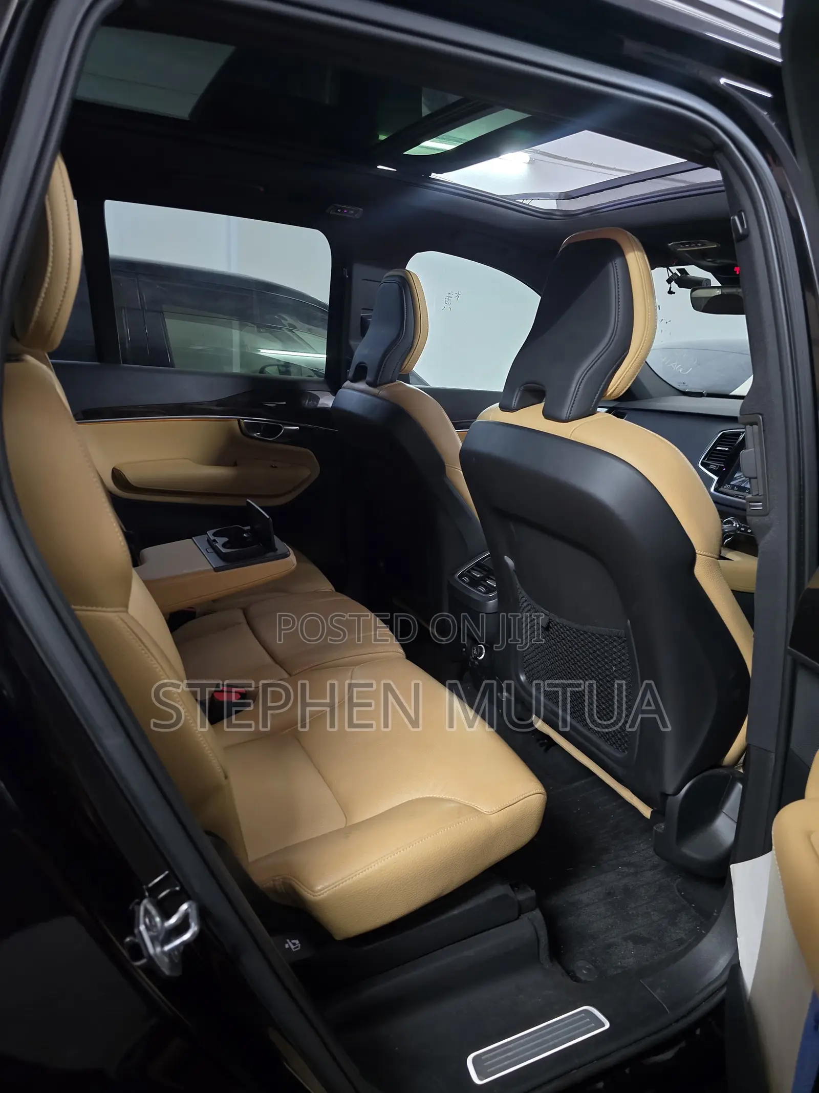 Volvo XC90 T5 Momentum AWD 2019 Black