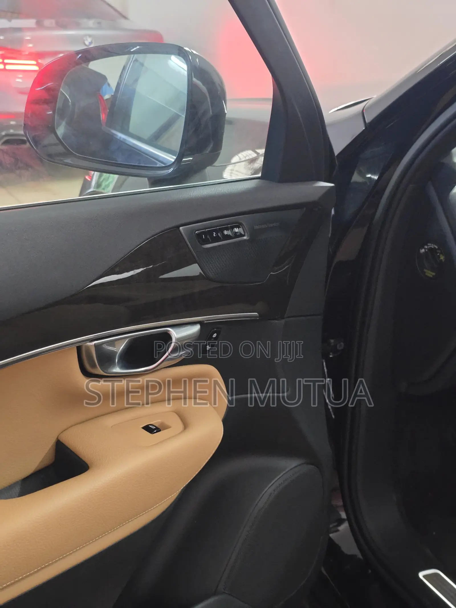 Volvo XC90 T5 Momentum AWD 2019 Black