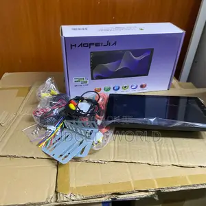 9-Inch Android Multimedia Player 4gb Ram 64gb Rom With Rear View Came