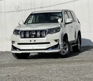 Toyota Land Cruiser Prado 2.7 2019 White