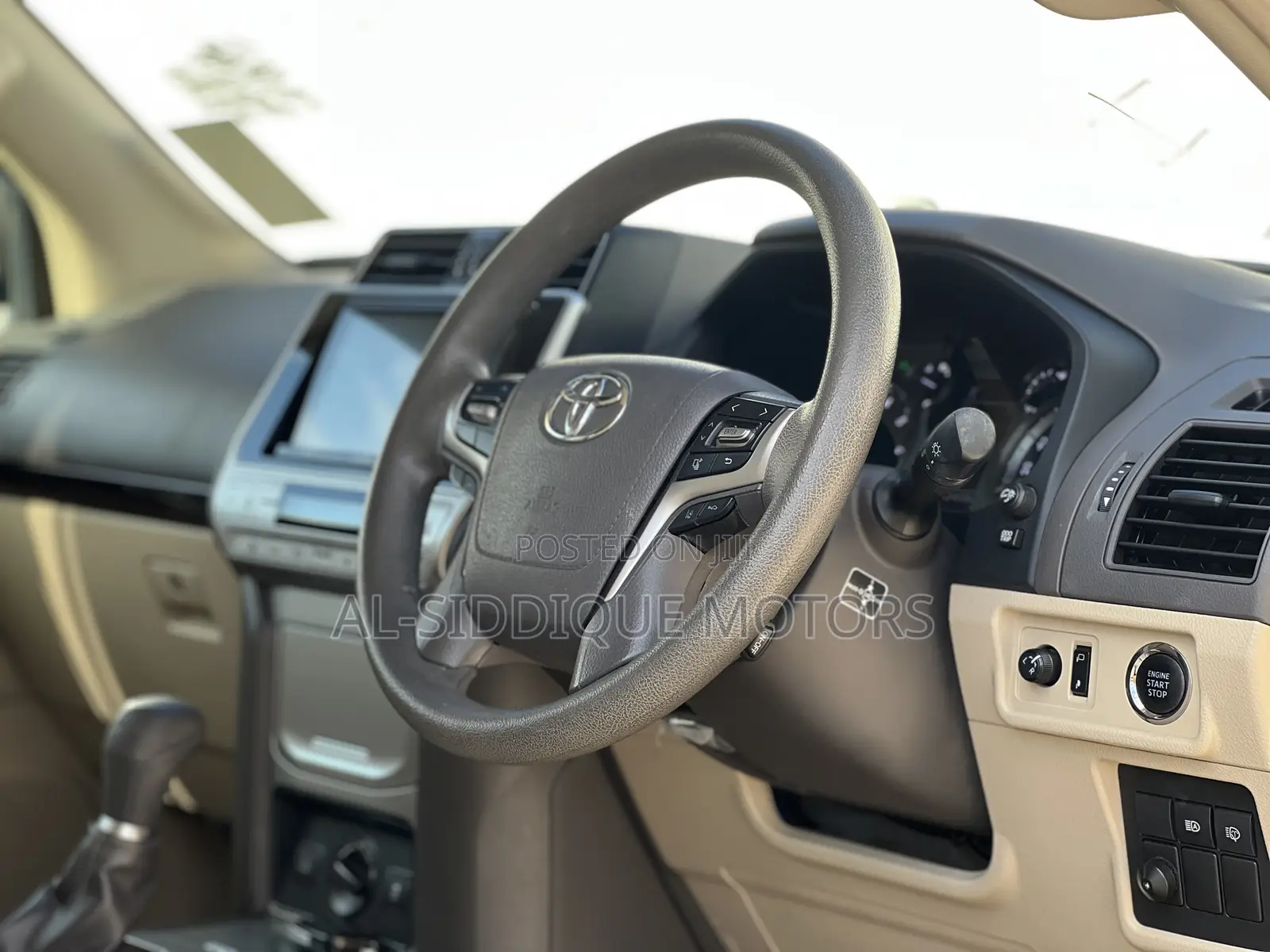 Toyota Land Cruiser Prado 2.7 2019 White