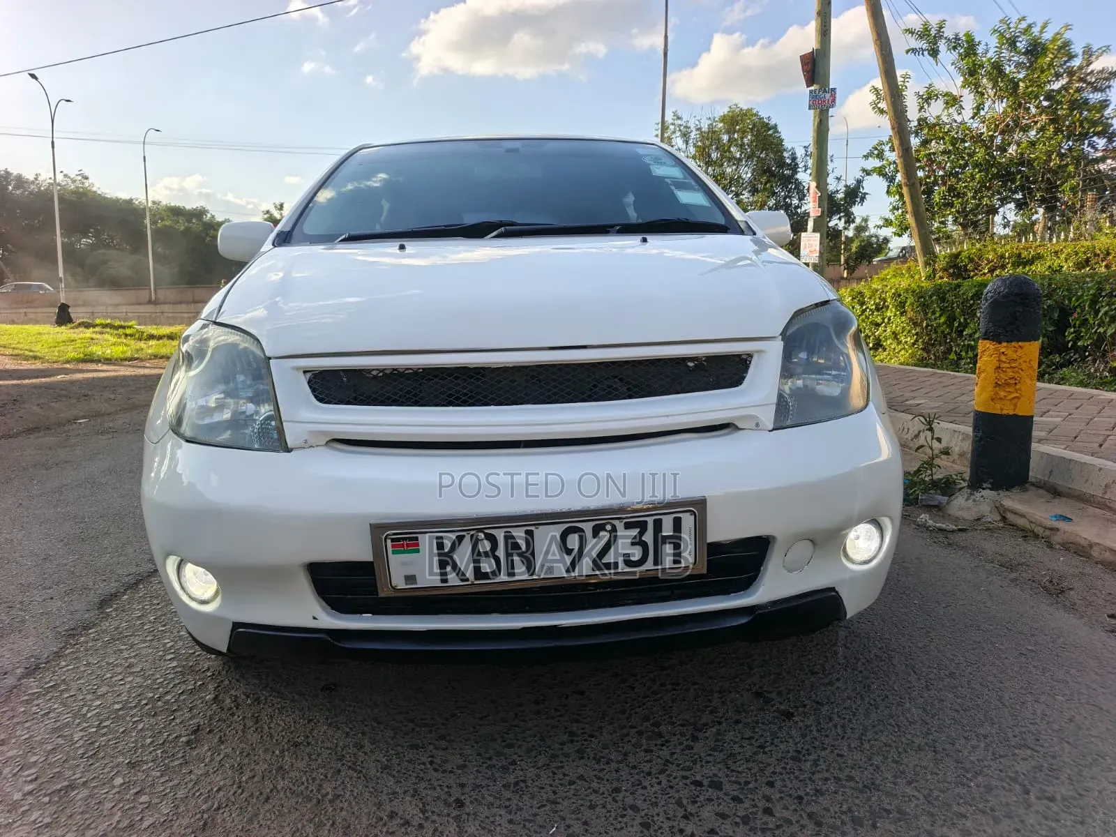 Toyota IST 2004 White
