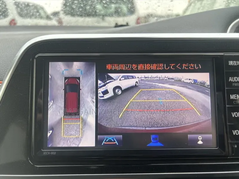 Toyota Sienta 2019 Red